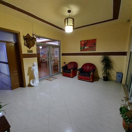 Hotel Kalemi Corovode Екстер'єр фото