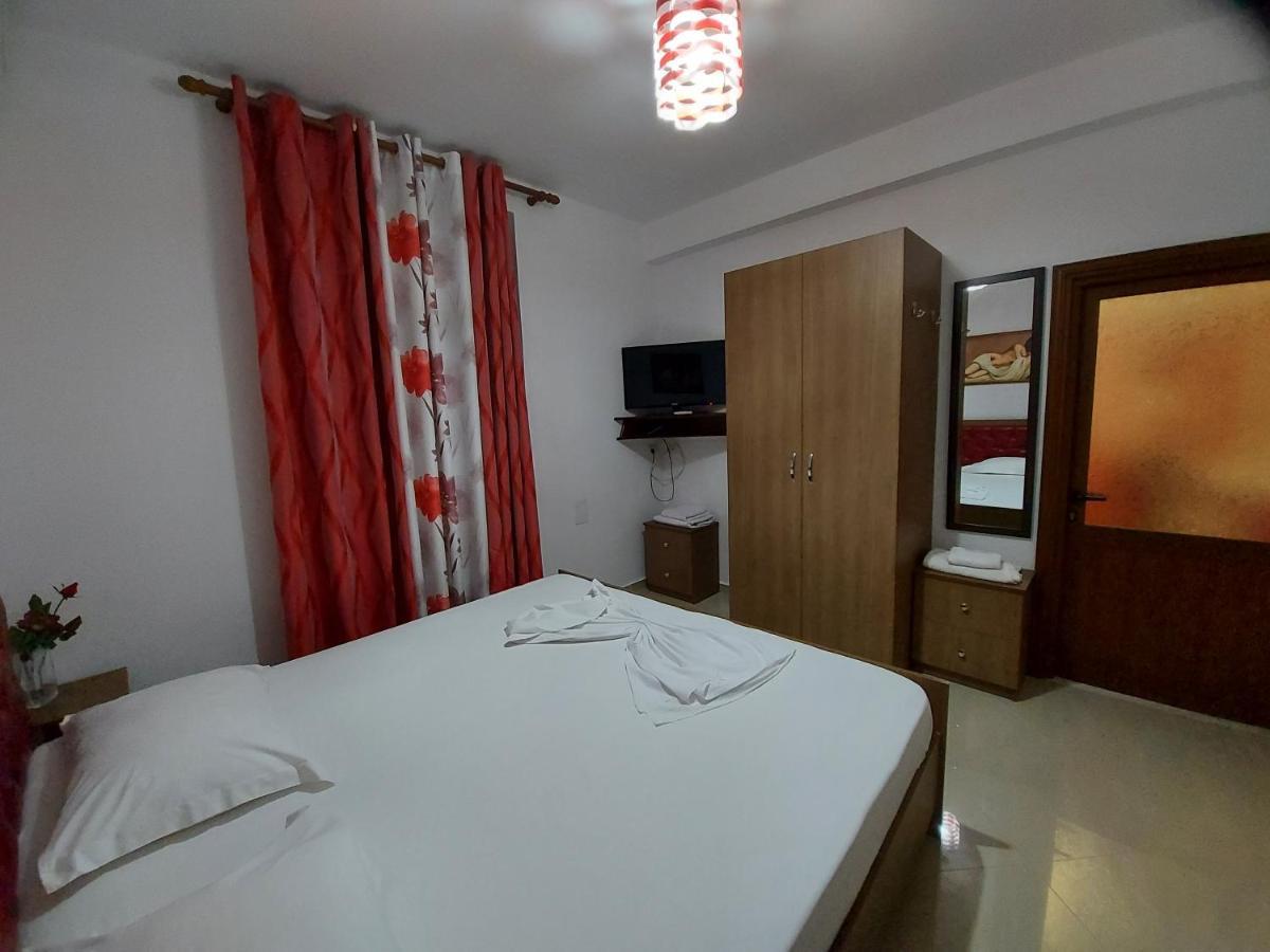 Hotel Kalemi Corovode Екстер'єр фото
